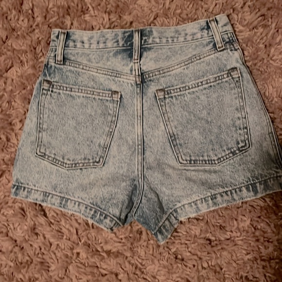 Abercrombie & fitch denim shorts - Picture 2 of 3